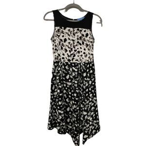 𝅺simply Vera Wang Sleeveless Hankerchief Hem Black‎ White Print Dress XS